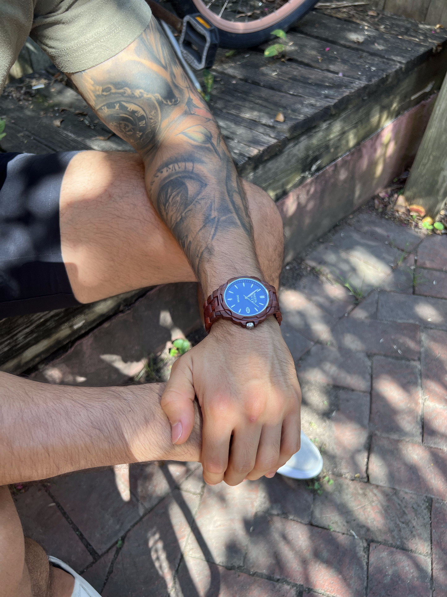 Wood Spider - Ebonywood/Red Sandalwood Case and Band. Red Sandalwood Dial