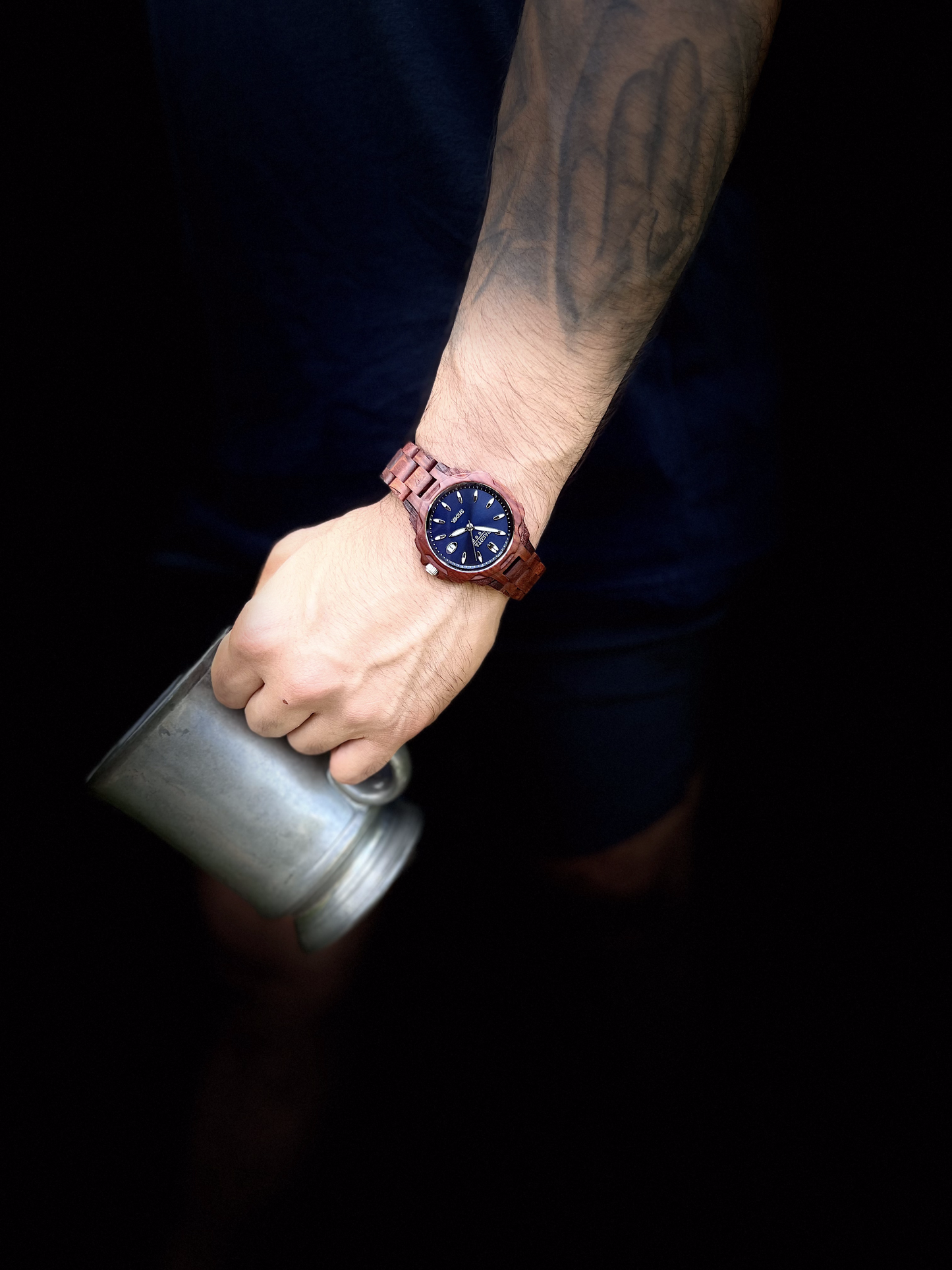 Wood Spider Midsize - Red Sandalwood Case and Band. Blue Sunray Dial