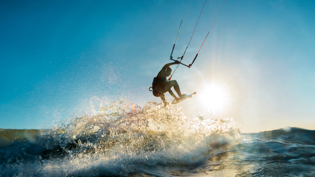 Kitesurfing Gear Essentials: Master Time on the Water