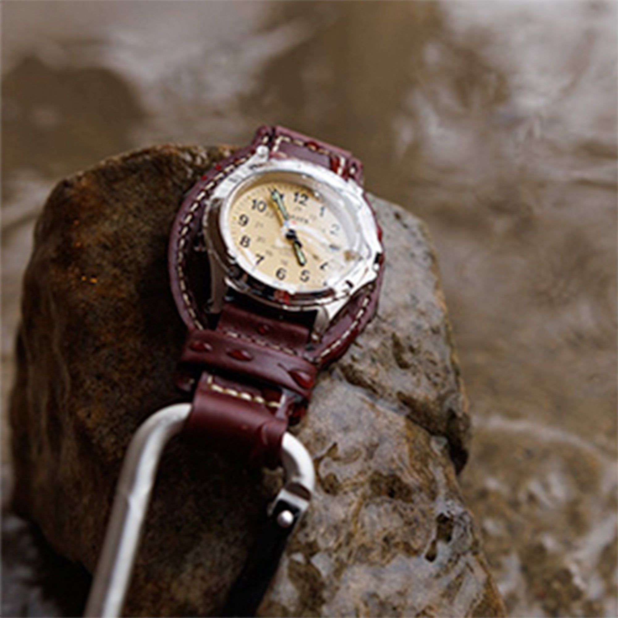 Leather Clip - Silver Case Eggshell Dial Brown Holder
