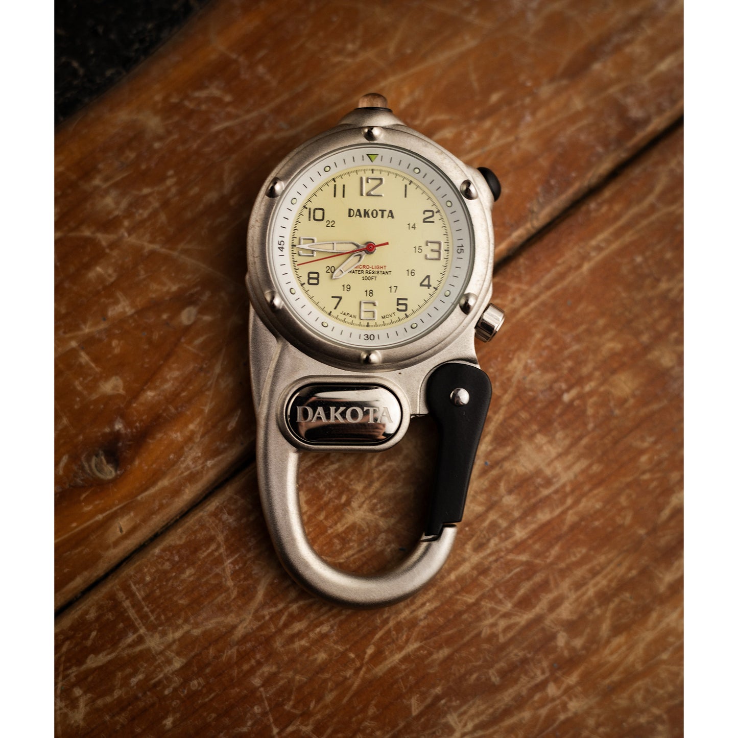 Miniclip Microlight - Silver Case with Cream Dial