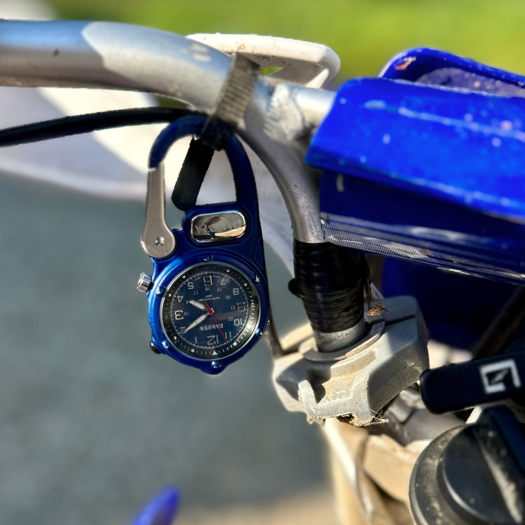 Miniclip Microlight - Blue Case with Blue Dial
