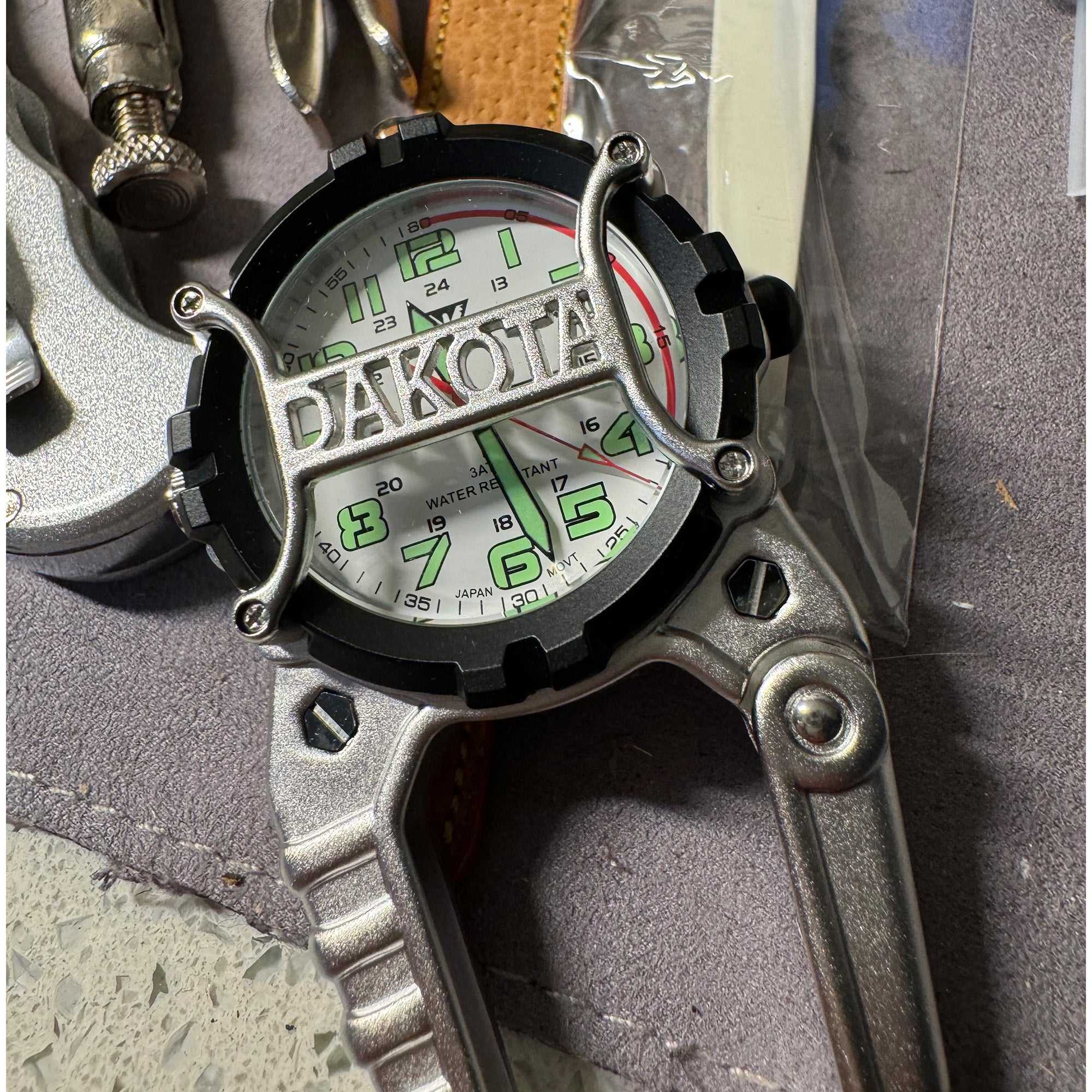 Cage Clip Silver